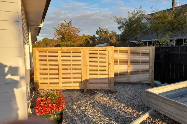 Privacy slatted fence auckland