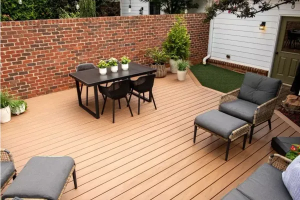 Trex Transcend Lineage Composite Decking deck with tables and chairs