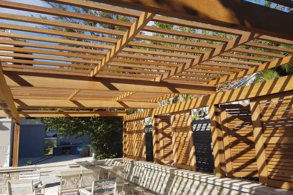 Pergola slatted wood