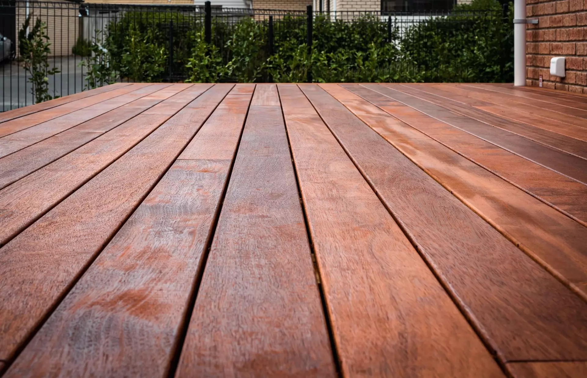 Decking plank detail