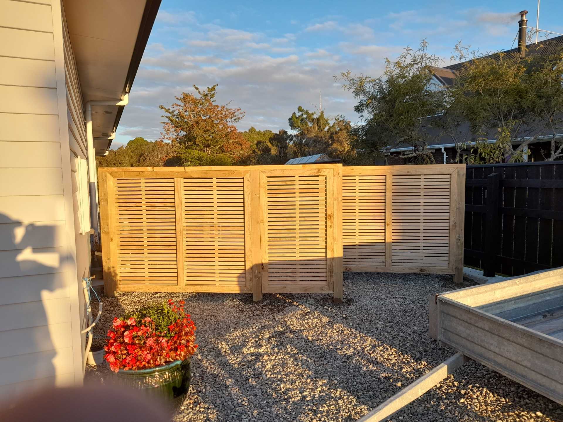 Privacy slatted fence auckland