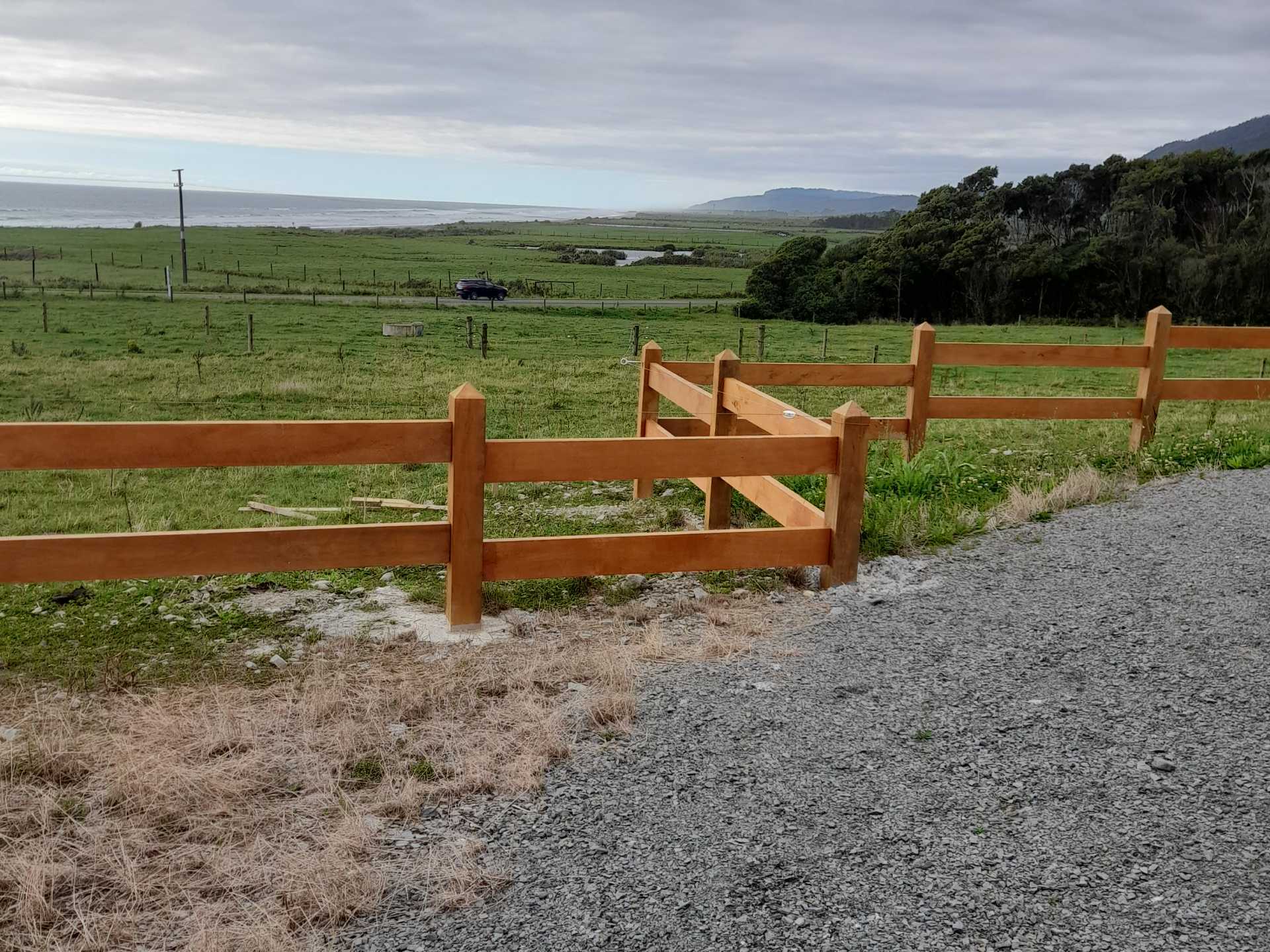 Slat timber fence